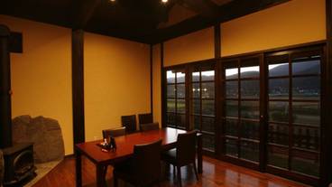 施設内の設備 / 1