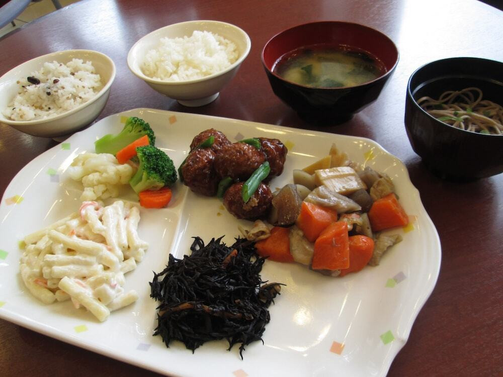 朝食