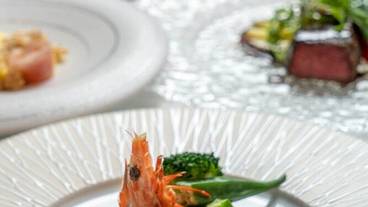 食事・飲み物 / 9