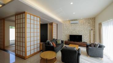 ユミハプールヴィラ　リビング / 1