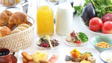 食事・飲み物 / 3