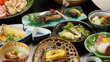 食事・飲み物 / 8