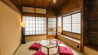デラックス 4 人部屋