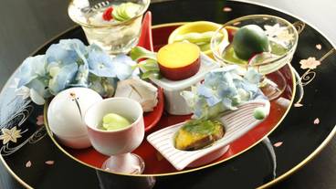 食事・飲み物 / 2