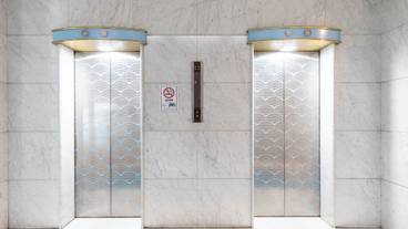 エレベーター / 1