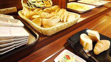 食事・飲み物 / 3