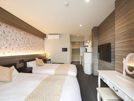 グランドベース博多 / 1