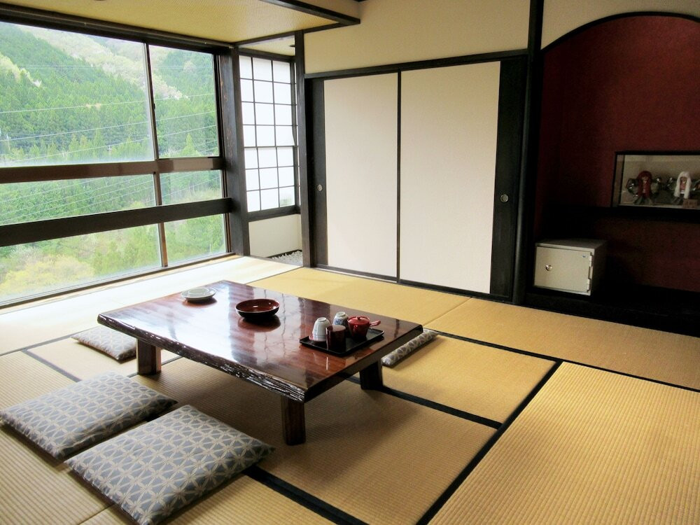2. 源泉掛け流しの絶景温泉に癒される「せせらぎの宿 鬼怒川温泉 ホテル万葉亭」3511154