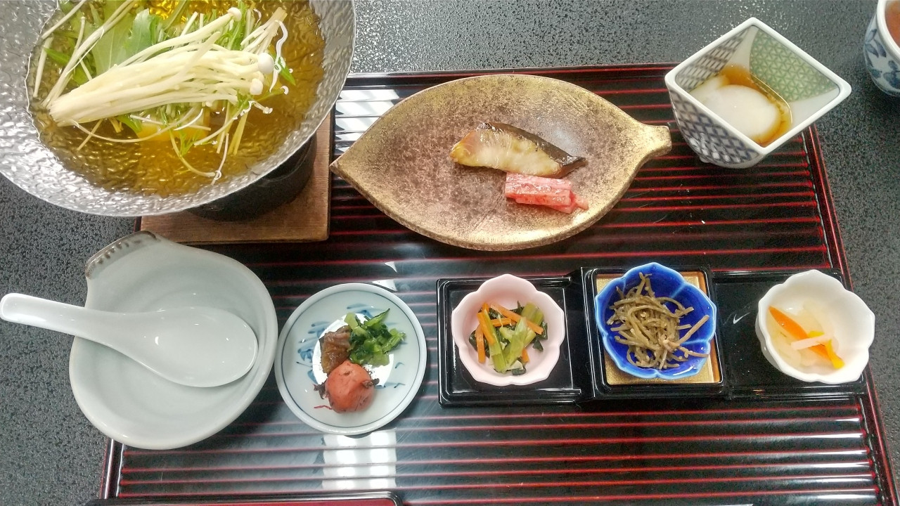 朝食