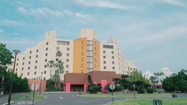 施設の入り口 / 19