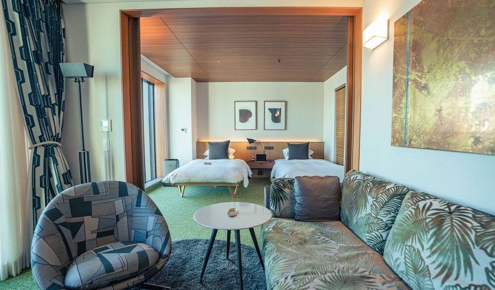 コネクティングスイート / 2