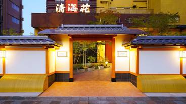 施設の入り口 / 11