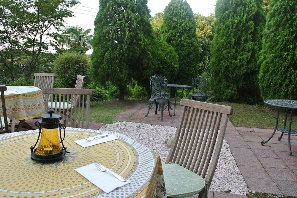 屋外ダイニングエリア