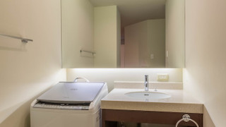 アパートメント 1 ベッドルーム (Downstairs)