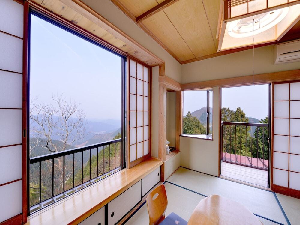 6. 御岳山のパワーを感じる…！「南山荘（なんざんそう）」3482645