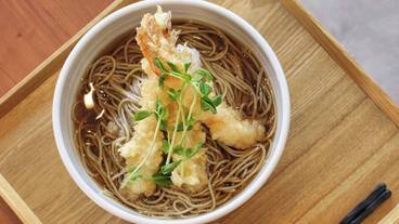 食事・飲み物 / 8