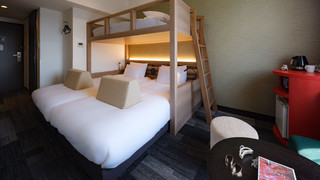 ロフトベッド(110cm幅ベッド2台+ロフトベッド1台)禁煙