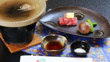 旅館のお食事処 / 19