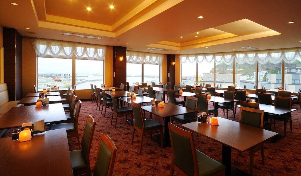 レストラン～SEA RAY～② / 5