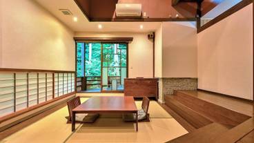 森林ビュー「瑠璃」　リビング / 39