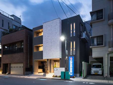 グランドベース鹿児島中央 / 1