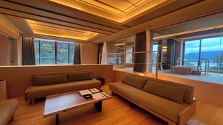 海側ロイヤルスイートツイン半露天風呂・サウナ付（仙山）100㎡