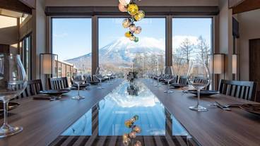 客室内のダイニングエリア / 37