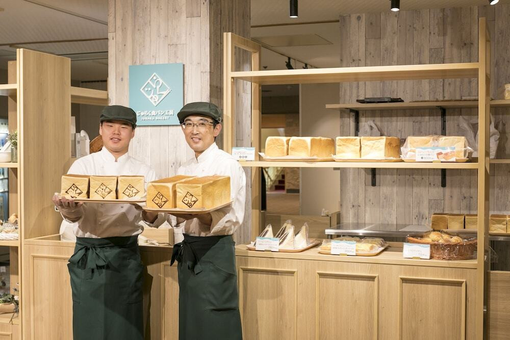 じゅらく食パン工房