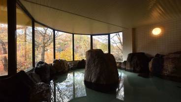 屋内スパ浴槽 / 1