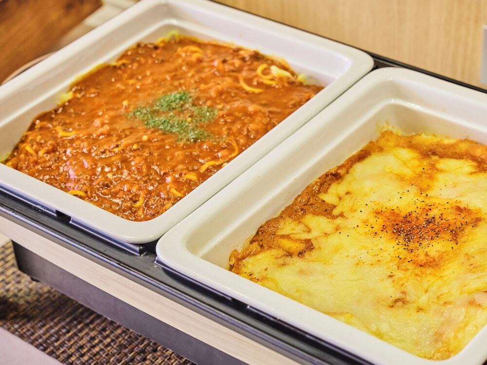 朝食