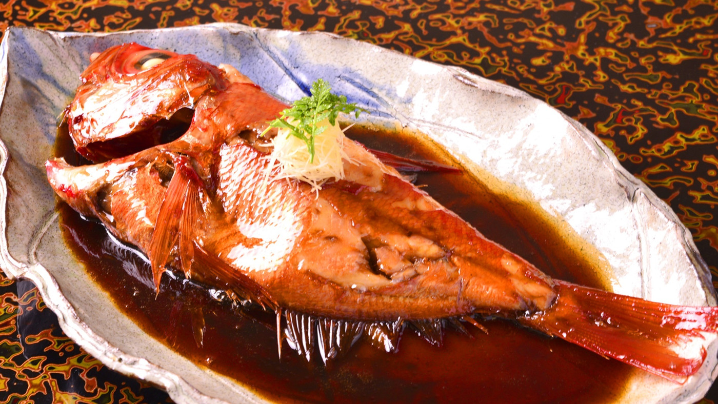 創業1806年の老舗宿で、懐石料理と源泉かけ流しの温泉を堪能4070392