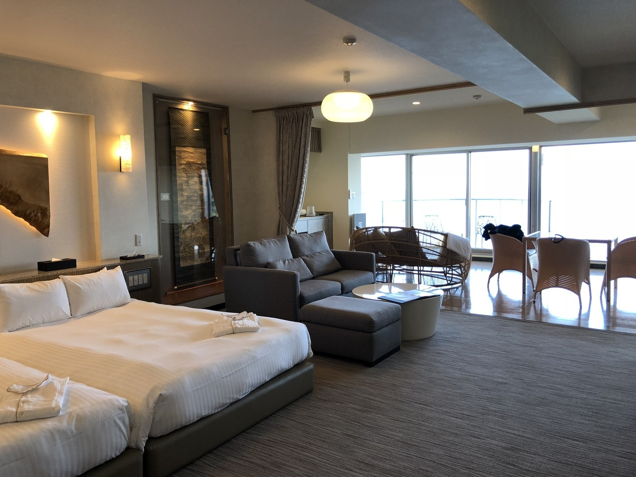 温泉に岩盤浴ルーム、ルームサービス付き豪華客室で贅沢おこもり♡ 4377054