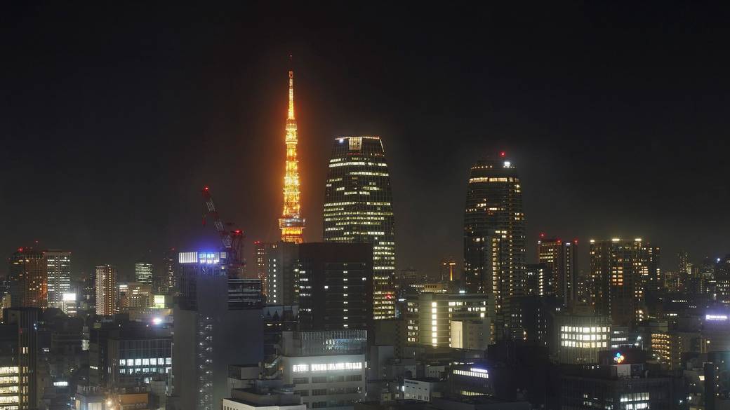 夜景を眺めながら
お部屋でお祝い / 3