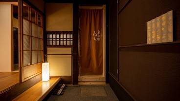 内部エントランス / 3