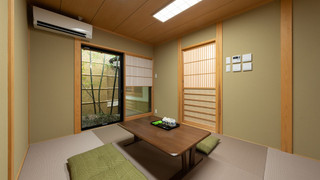 ファミリー ハウス