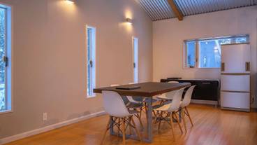 客室内のダイニングエリア / 5