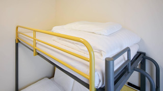 スタンダード ルーム ダブルベッド 1台 + ロフトベッド1台 禁煙