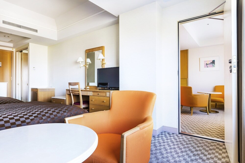 駅からすぐで便利。優雅に過ごせるホテル3445842