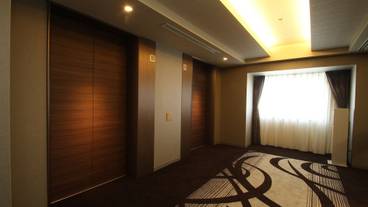 エレベーター / 1