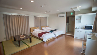 スタンダード ファミリールーム (シングルベット2 台、セミダブルベット2台)