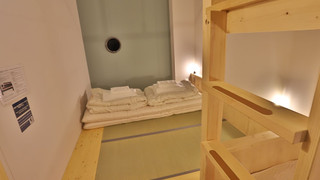 4 人部屋 (共用シャワールーム、ベッドメイクはセルフとなります) (添い寝料金 7-12歳 2,000円, 0-6歳 無料)