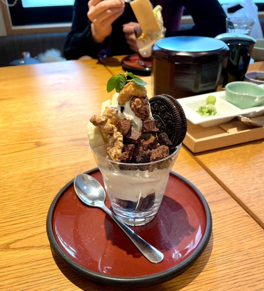 草津に到着したら
まず「湯川​テラス」へ / 4