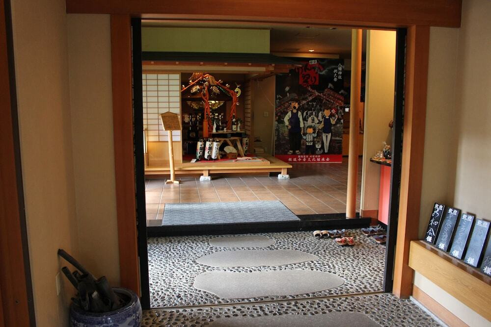 内部エントランス