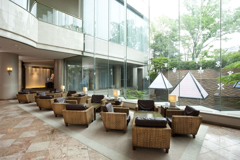 ロビー応接スペース①