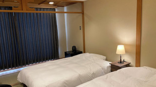 [10畳ツインベッド] バス付 2名定員 禁煙