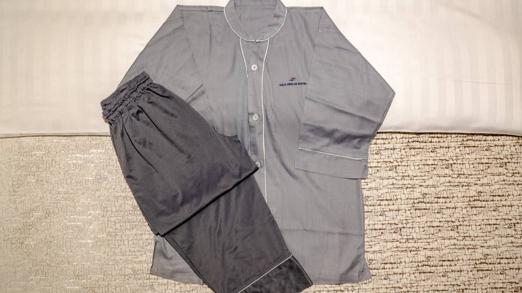 セパレートのナイトウェア / 1