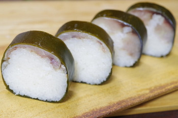 「いづ重」 料理 44349942 鯖寿司