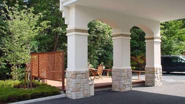 施設の入り口 / 8