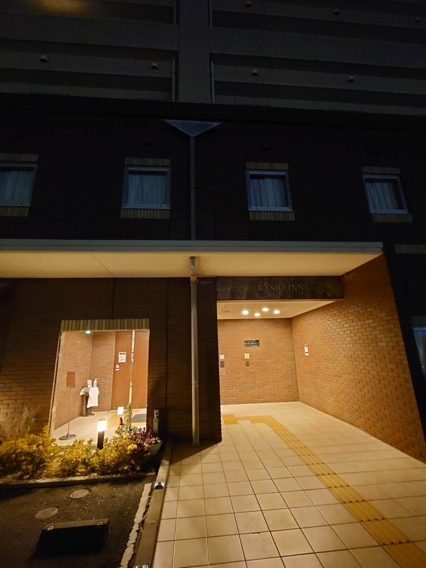 旧国道16号沿いなので、車でのアクセスも便利です。