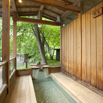 希少な源泉につかれるのは老舗だからこそ！4090544